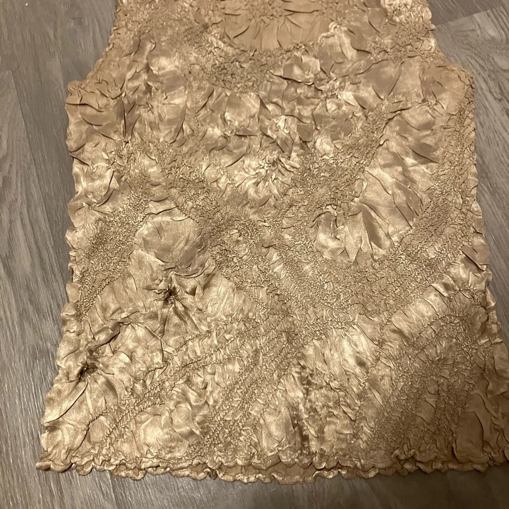 Elegant Gold Sleeveless Blouse